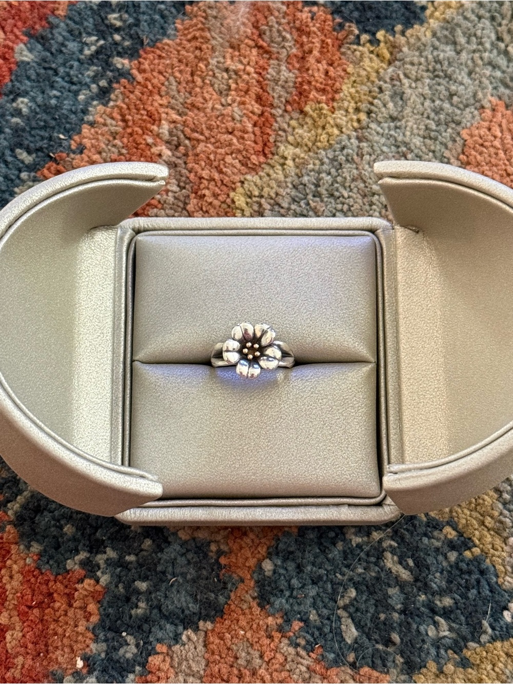 JAMES AVERY Retired April Flower Ring, Sterling Silver and 18k Gold